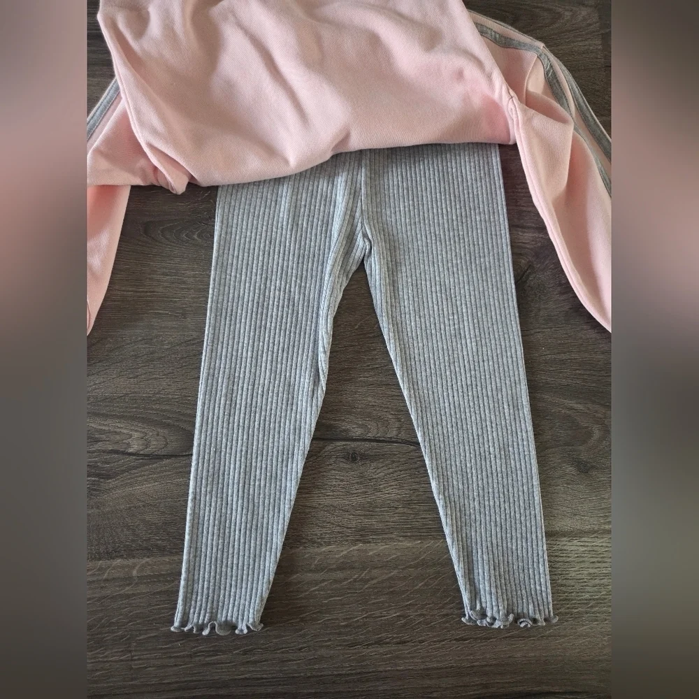 Girls Adidas Crewneck & Leggings Outfit Size 4 NWT